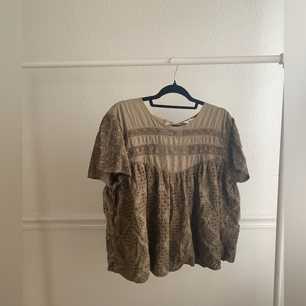 Lou & Grey top with tie in back